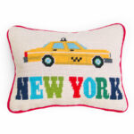 needlepoint_newyork_054927b3-cf09-4a08-b807-02072475b005